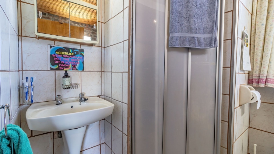 4 Bedroom Property for Sale in Bettys Bay Western Cape